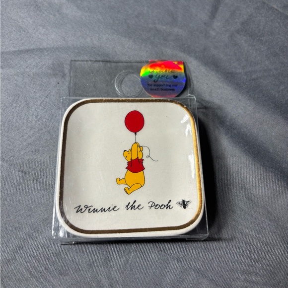 Winnie the Pooh Gold and White Trinket Dish NWT - Picture 4 of 5